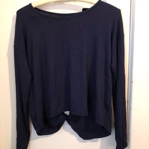 Vie Active Alia Twist Back yoga top